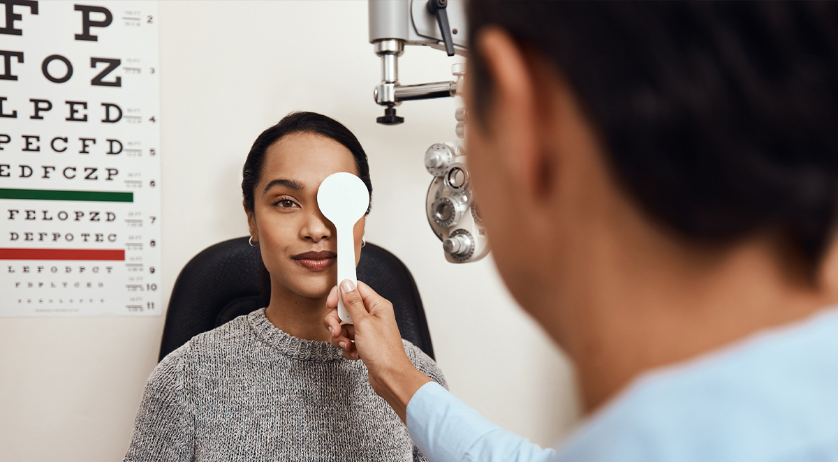 do_i_need_an_optometrist_or_an_opthamologist image best optometrist near me