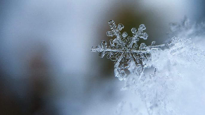 protecting eyes during winter